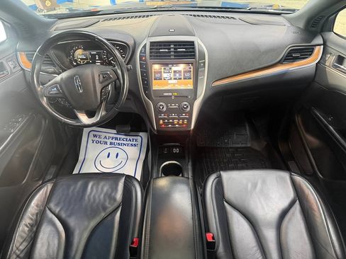 Used 2019 Lincoln MKC Select w/ Vista Value Package AWD/4WD image 21