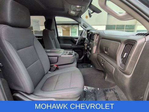 Used 2020 Chevrolet Silverado 1500 Custom Trail Boss w/ Custom Convenience Package AWD/4WD image 27