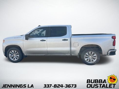 Used 2019 Chevrolet Silverado 1500 Custom w/ Custom Value Package RWD image 8