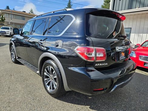 Used 2020 Nissan Armada SL w/ Premium Package image 13