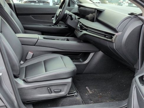 Used 2025 Nissan Murano SV image 19