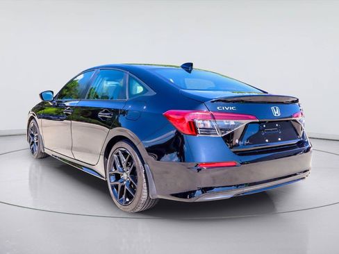 Used 2023 Honda Civic Sport image 5