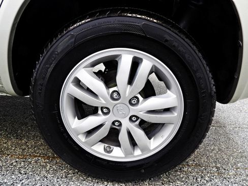 Used 2009 Hyundai Tucson GLS FWD image 18