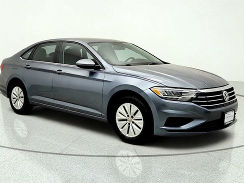 Used 2020 Volkswagen Jetta S w/ Driver Assistance Package FWD image 3