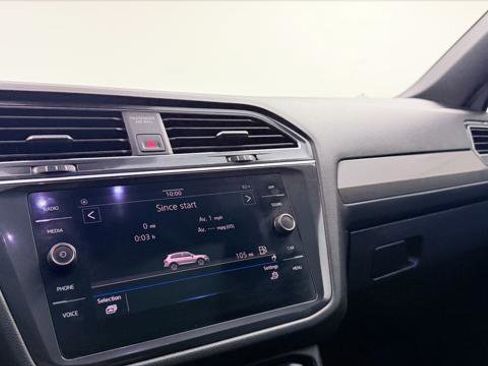 Used 2023 Volkswagen Tiguan SE R-Line FWD image 30