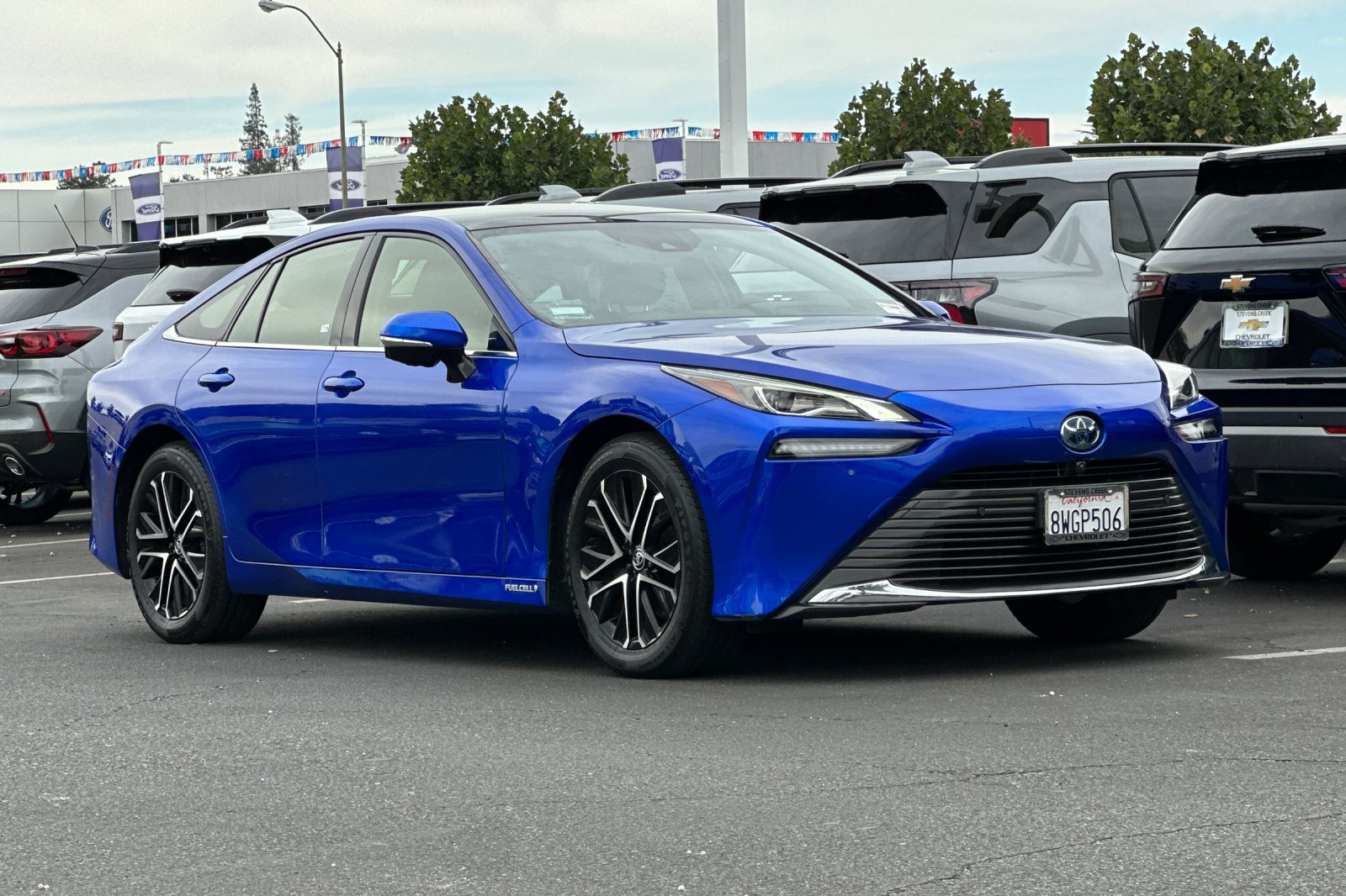 Used 2021 Toyota Mirai RWD image 2