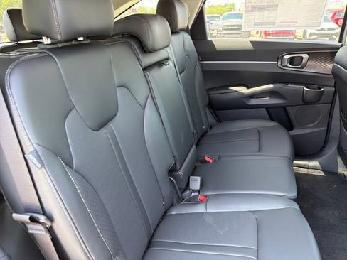 New 2026 Kia Sorento S FWD image 22