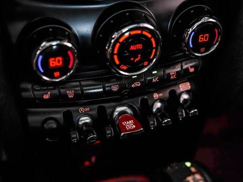 Used 2019 MINI Cooper S w/ Premium Package FWD image 25