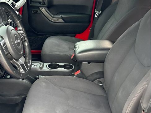 Used 2015 Jeep Wrangler Sport w/ Quick Order Package 24S AWD/4WD image 13