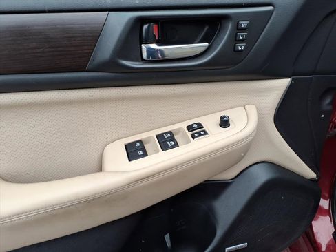 Used 2015 Subaru Legacy 2.5i Limited image 17