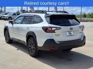Certified 2025 Subaru Outback Onyx Edition AWD/4WD video 2