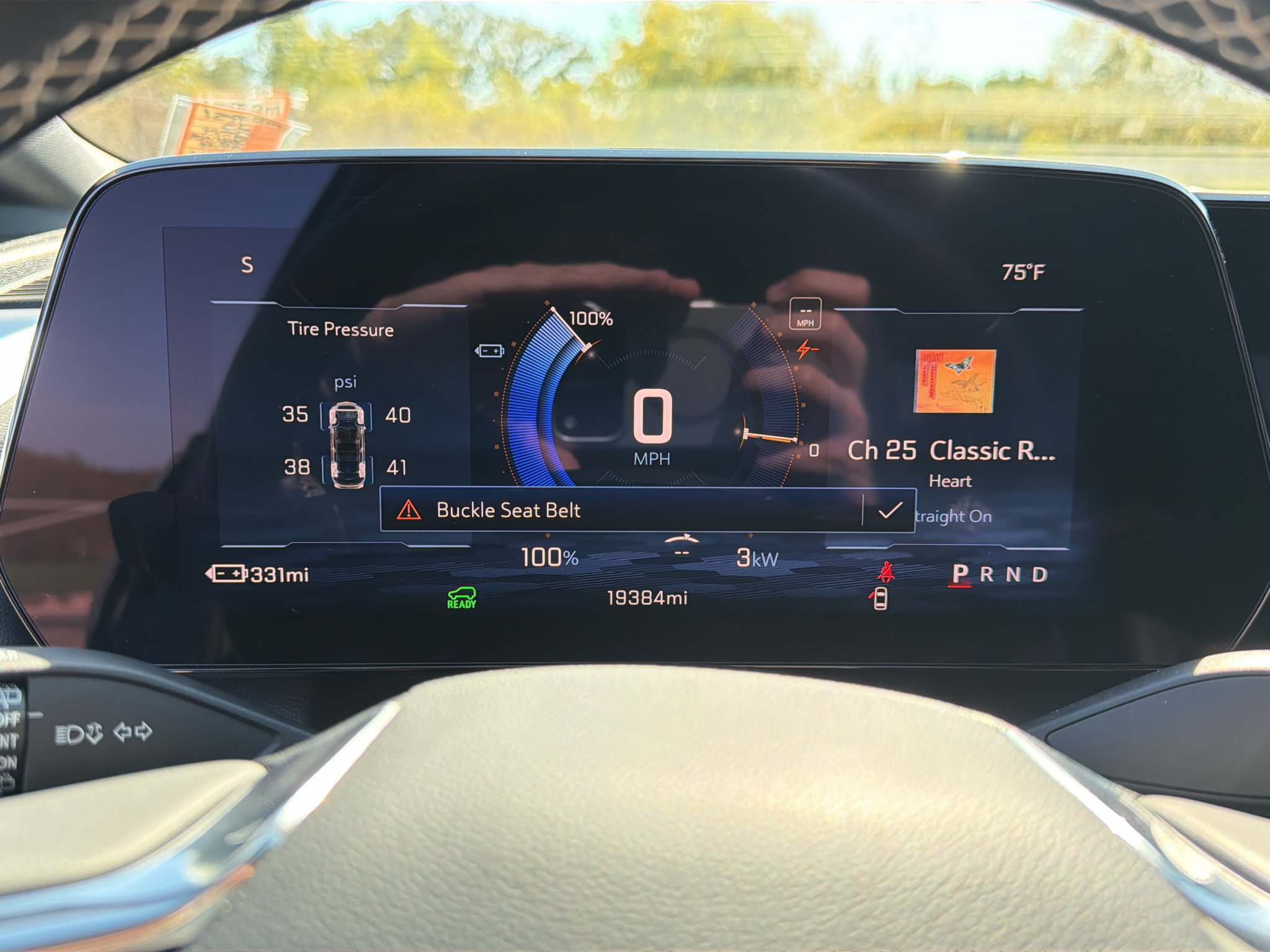 Used 2025 Chevrolet Equinox EV LT w/ LPO, Blackout Package FWD image 29
