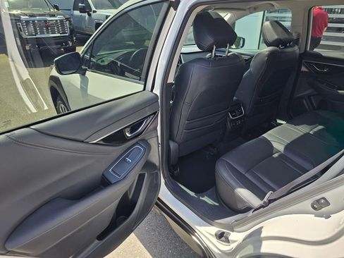 Used 2024 Subaru Outback Touring XT AWD/4WD image 15