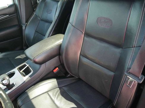 Used 2015 Jeep Grand Cherokee Overland w/ Advanced Technology Group RWD image 27