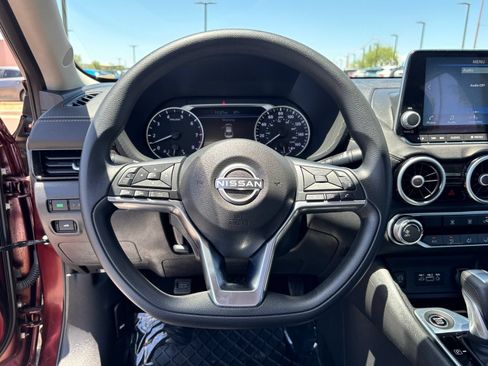 Used 2025 Nissan Sentra SV FWD image 18