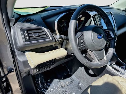 Used 2020 Subaru Ascent Limited w/ Technology Package AWD/4WD image 5