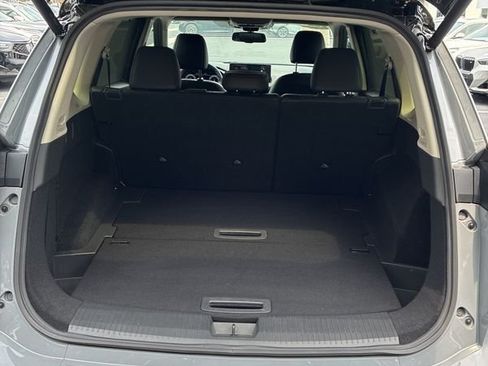 Used 2025 Nissan Rogue Platinum w/ Tech Package FWD image 10