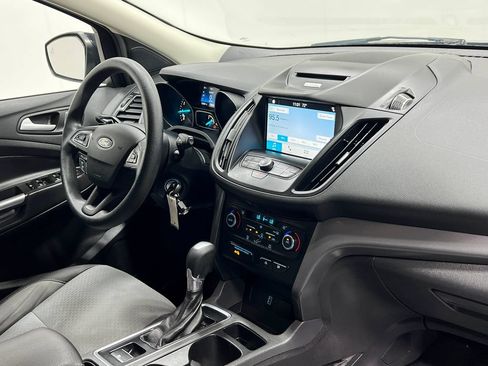 Used 2017 Ford Escape SE w/ Equipment Group 201A AWD/4WD image 20