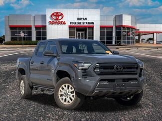 Used 2025 Toyota Tacoma SR5 video 1