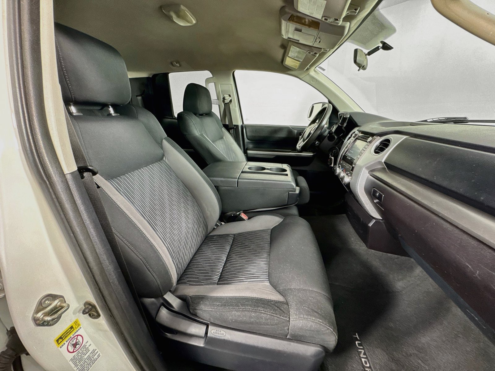 Used 2016 Toyota Tundra SR5 AWD/4WD image 22