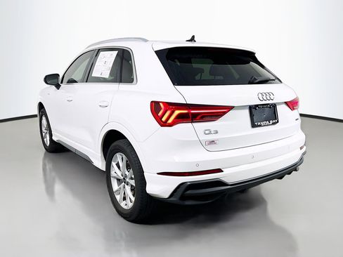Used 2023 Audi Q3 2.0T Premium w/ Convenience Package AWD/4WD image 8