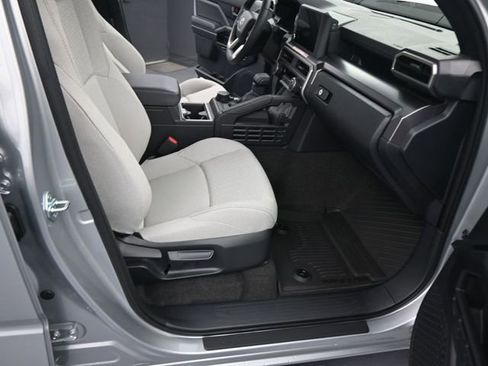 Used 2026 Toyota 4Runner SR5 AWD/4WD image 14