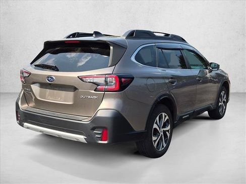 Used 2022 Subaru Outback Limited AWD/4WD image 5