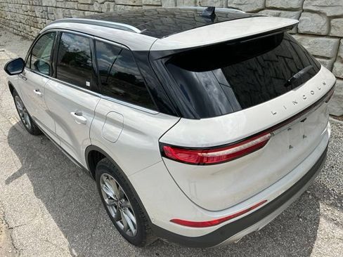 Used 2022 Lincoln Corsair AWD w/ Premium Package image 4