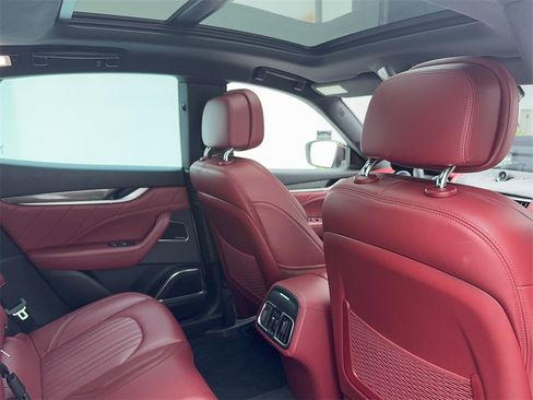 Used 2022 Maserati Levante Modena image 52