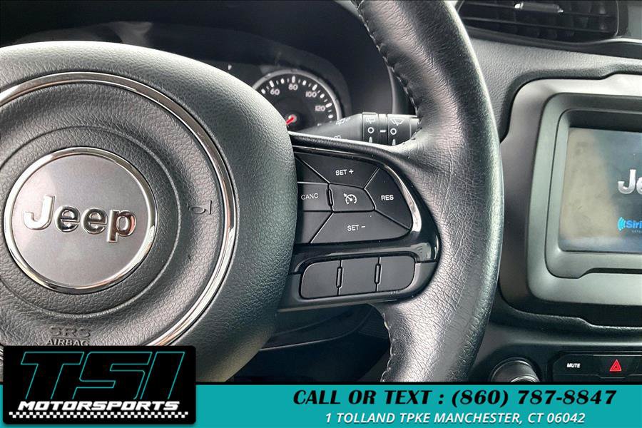 Used 2020 Jeep Renegade Altitude AWD/4WD image 17