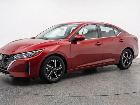 Used 2024 Nissan Sentra SV FWD image 3