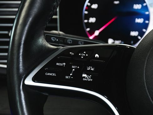 Used 2025 Mercedes-Benz GLS 450 4MATIC image 42