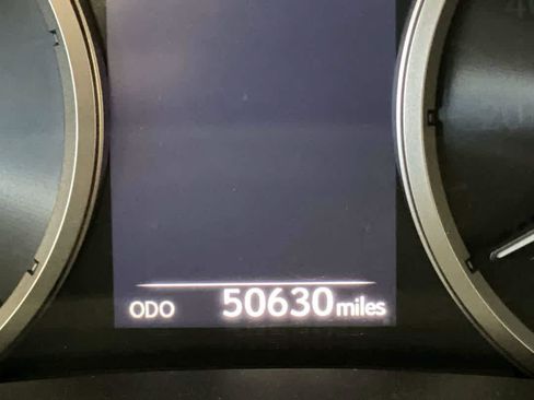 Used 2017 Lexus NX 300h AWD w/ Premium Package image 17