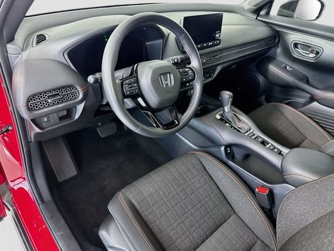 Certified 2024 Honda HR-V Sport image 9
