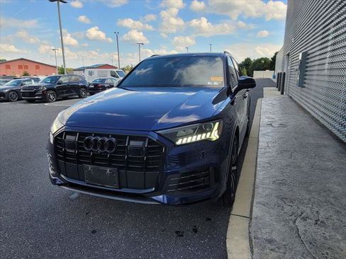 Used 2023 Audi Q7 3.0T Premium Plus w/ Premium Plus Package AWD/4WD image 10