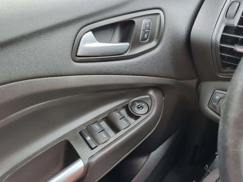 Used 2018 Ford Escape SE w/ SE Sport Appearance Package AWD/4WD image 27