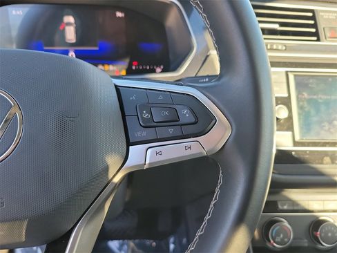 Used 2024 Volkswagen Tiguan S image 19