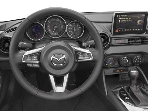 Used 2016 MAZDA MX-5 Miata Club RWD image 11