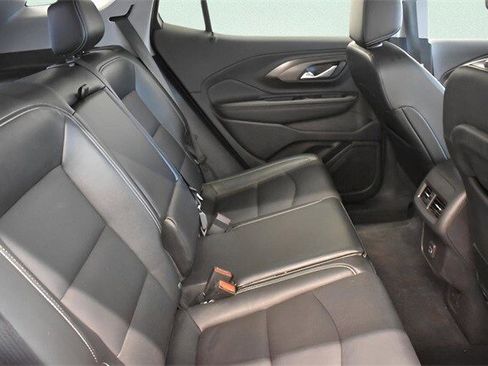 Used 2024 GMC Terrain SLT w/ Elevation Edition image 19