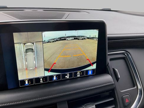 Used 2022 Chevrolet Tahoe High Country AWD/4WD image 26