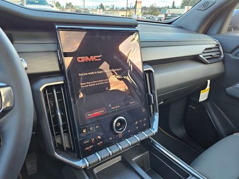 New 2026 GMC Acadia AT4 AWD/4WD image 26