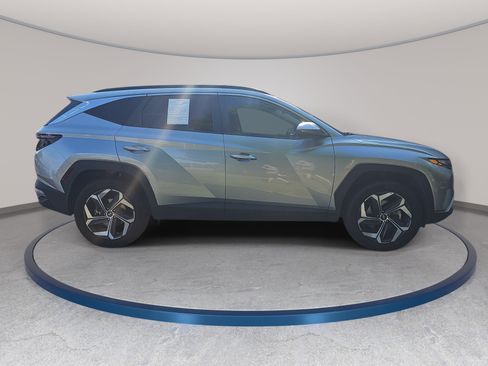 Used 2023 Hyundai Tucson SEL w/ Convenience Package AWD/4WD image 4