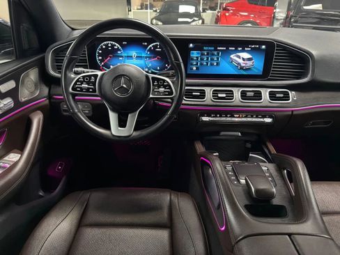 Used 2021 Mercedes-Benz GLE 350 4MATIC w/ AMG Line Exterior image 23