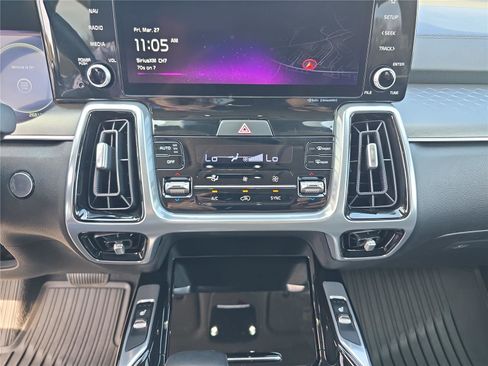 Used 2023 Kia Sorento SX image 26