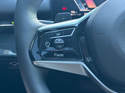 Used 2024 BMW 530i image 31