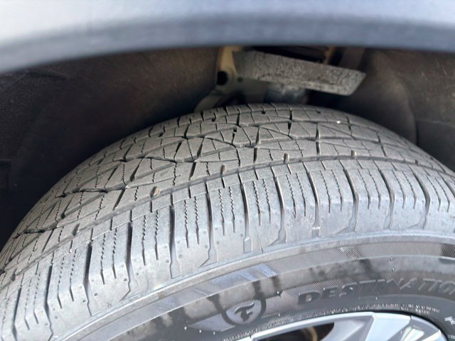 Used 2026 Chevrolet Equinox LT FWD image 10
