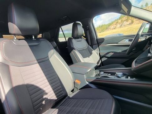 Used 2025 Ford Explorer ST-Line image 47