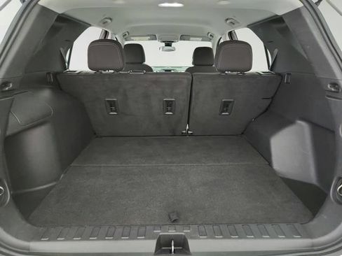 Used 2023 Chevrolet Equinox LS FWD image 30