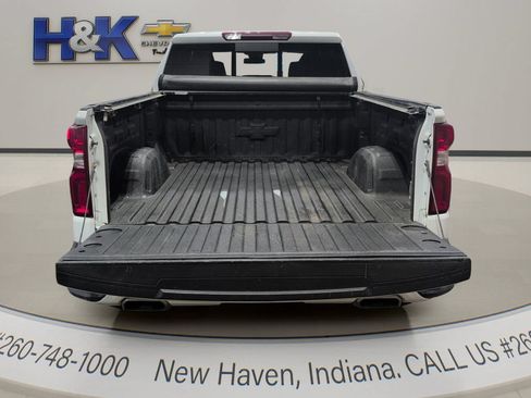 Used 2023 Chevrolet Silverado 1500 RST AWD/4WD image 25