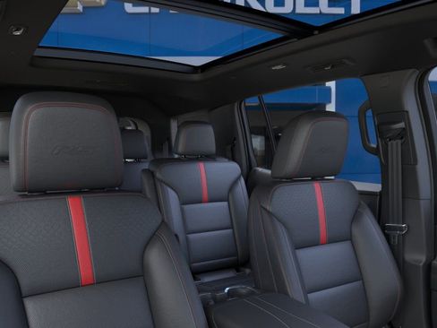 New 2026 Chevrolet Traverse RS image 24